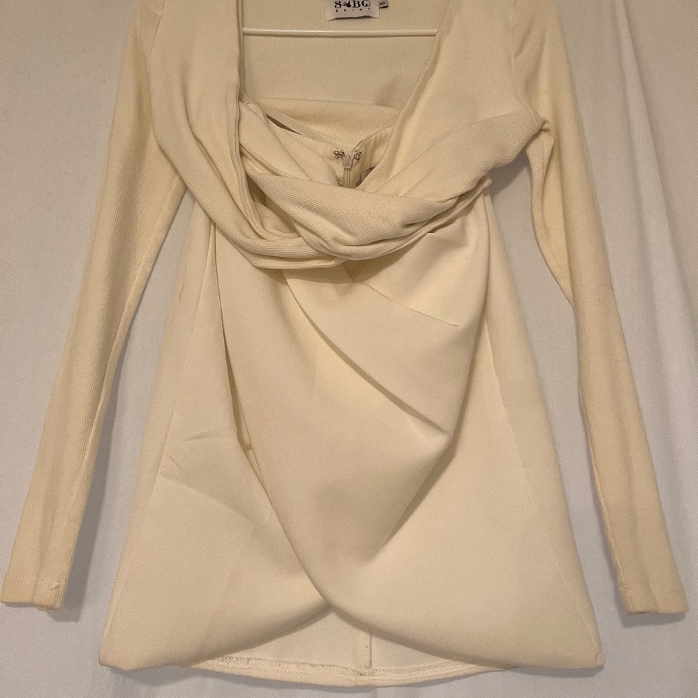 ADORABLE cute white set from Sabo Skirt